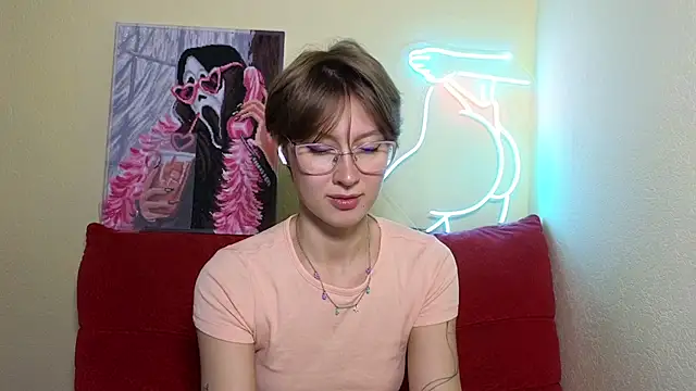 Snapshot of MalvinaBlum chatting on September 20, 2025, 2:34 am MalvinaBlum online show from September 20, 2025, 2:34 am