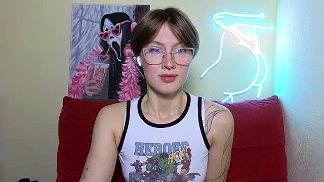 Snapshot of MalvinaBlum chatting on September 26, 2025, 3:32 am MalvinaBlum online show from September 26, 2025, 3:32 am