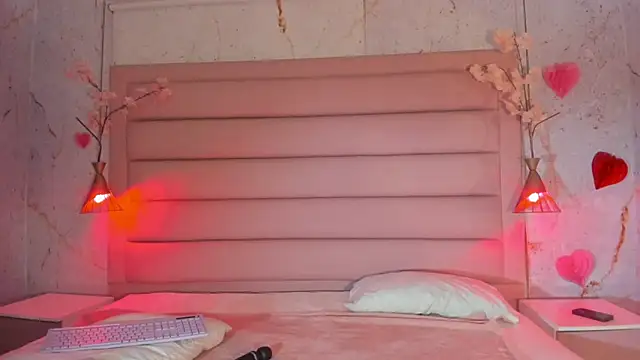 sabrinamilani online show from March 11, 2026, 3:12 am