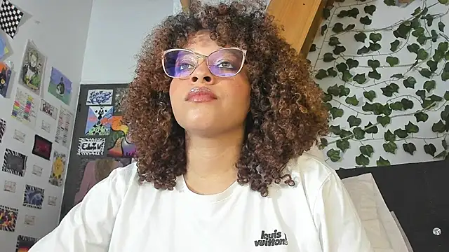 Ada gales  online show from December 19, 2024, 12:45 am