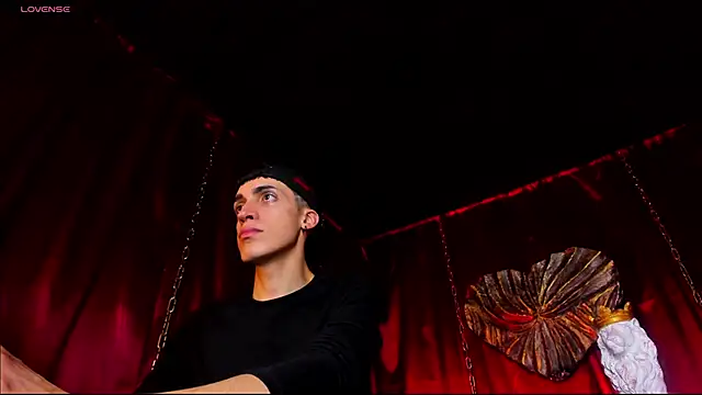 Angel Snowhotxxx online show from December 18, 2024, 10:02 pm