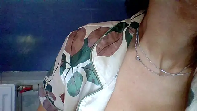 AliceTailor online show from July 5, 2026, 5:47 am