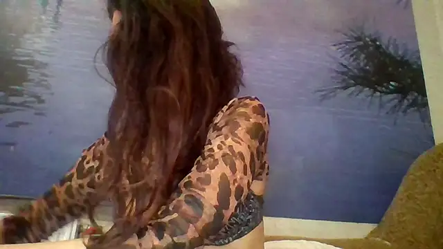 AliceTailor online show from July 14, 2026, 10:37 pm