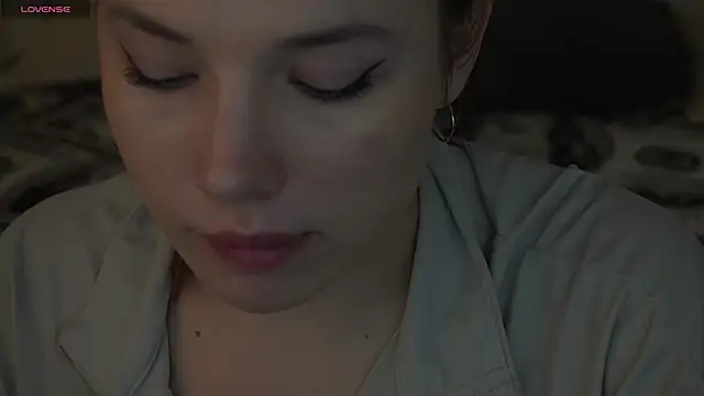 Snapshot of IceDanielles chatting on November 10, 2025, 1:43 pm IceDanielles online show from November 10, 2025, 1:43 pm