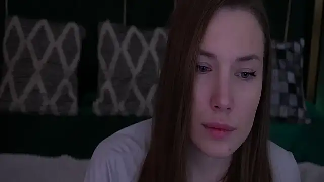 IceDanielles online show from November 14, 2025, 1:32 pm