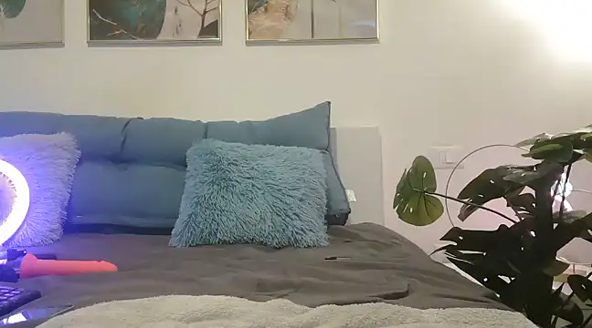 Snapshot of mayabsexy chatting on December 13, 2024, 8:41 am mayabsexy online show from December 13, 2024, 8:41 am