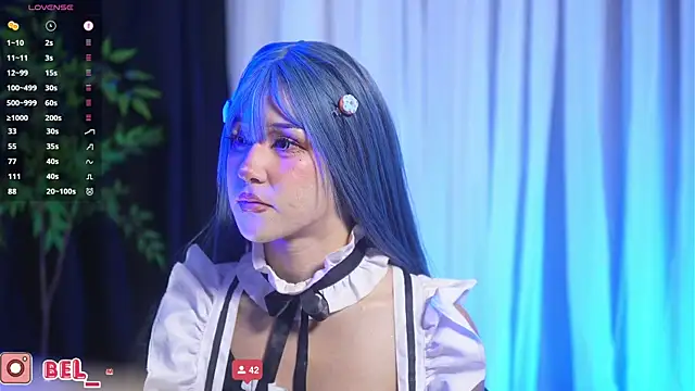 Snapshot of Bella-Franco chatting on November 21, 2025, 7:23 pm Bella-Franco online show from November 21, 2025, 7:23 pm