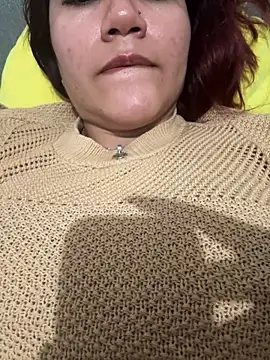 ZUCAAT online show from March 1, 2025, 4:37 am