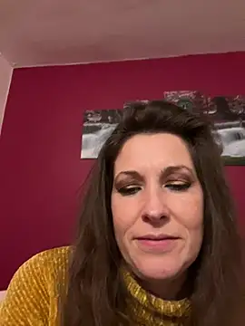 Snapshot of Lwhite1 chatting on March 18, 2025, 1:00 am Lwhite1 online show from March 18, 2025, 1:00 am