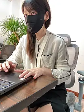 Annabody online show from October 12, 2025, 8:02 am