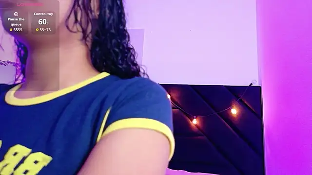 littleebonny online show from June 26, 2026, 12:53 pm