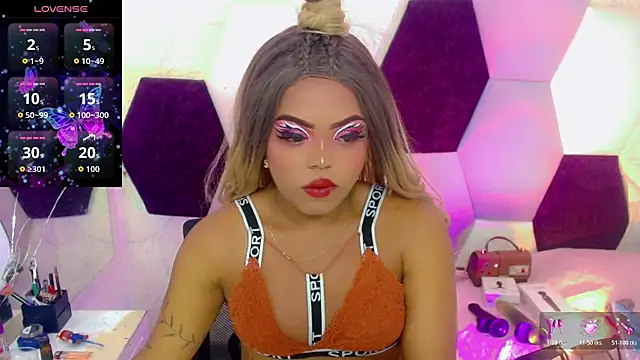 Snapshot of KayleighDreams_ chatting on February 18, 2026, 2:29 am KayleighDreams online show from February 18, 2026, 2:29 am