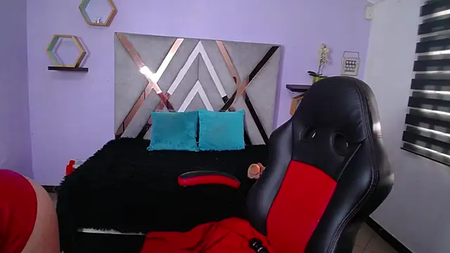 Snapshot of Anabella_Thompson chatting on October 16, 2025, 11:44 am Anabella Thompson online show from October 16, 2025, 11:44 am