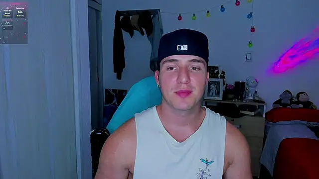 liam oficial02 online show from January 19, 2025, 6:20 am