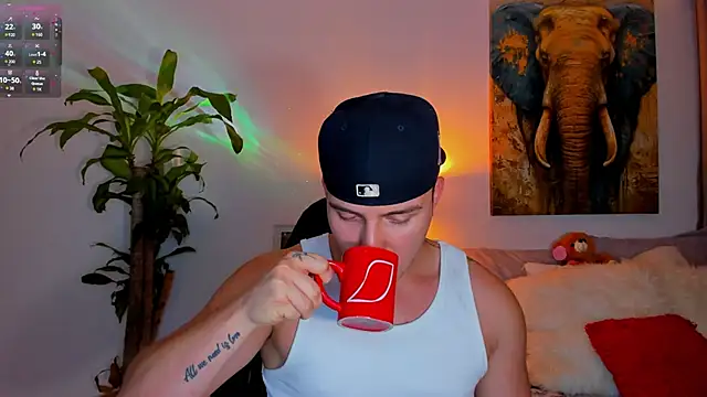 liam oficial02 online show from March 8, 2025, 4:45 am