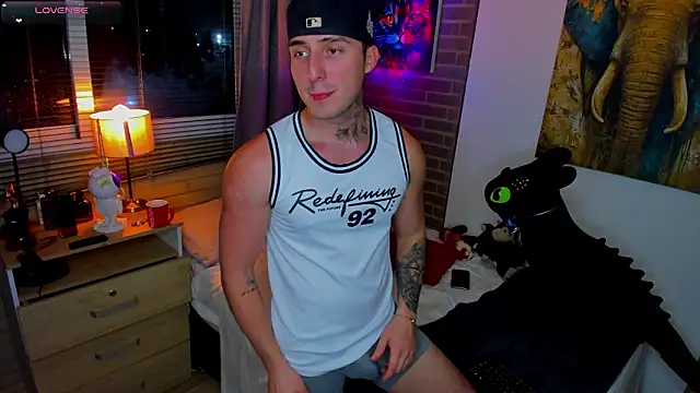 liam oficial02 online show from March 22, 2026, 2:59 am