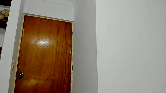 avellanatammy online show from February 9, 2025, 12:28 am