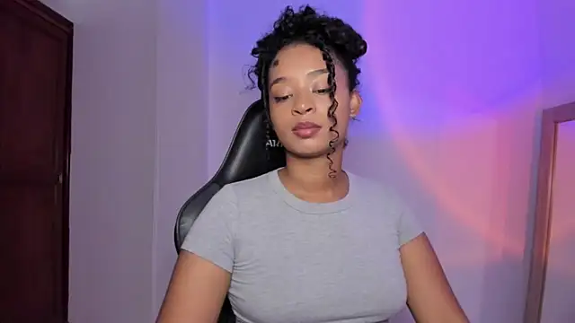 avellanatammy online show from February 24, 2026, 7:56 pm