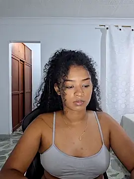 avellanatammy online show from June 18, 2026, 9:41 pm