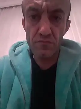 Snapshot of Aktorihann chatting on October 8, 2025, 4:32 am Aktorihann online show from October 8, 2025, 4:32 am