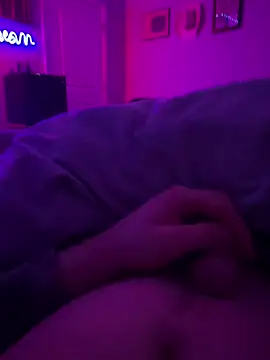 Snapshot of justinj27 chatting on March 1, 2025, 3:32 am justinj27 online show from March 1, 2025, 3:32 am