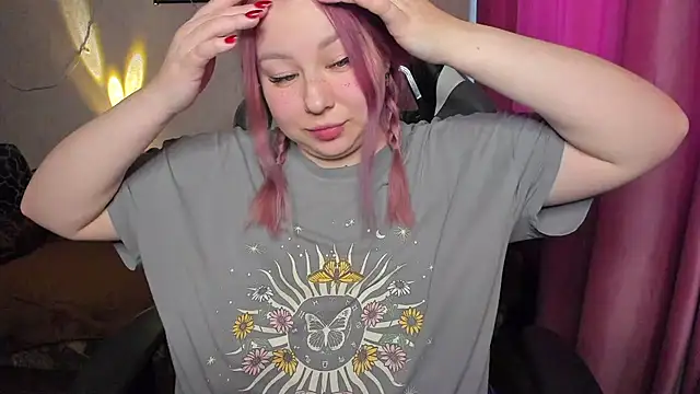 Milafoxxxy online show from November 30, 2025, 9:13 am