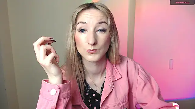 AmandaSell online show from May 23, 2026, 7:13 am