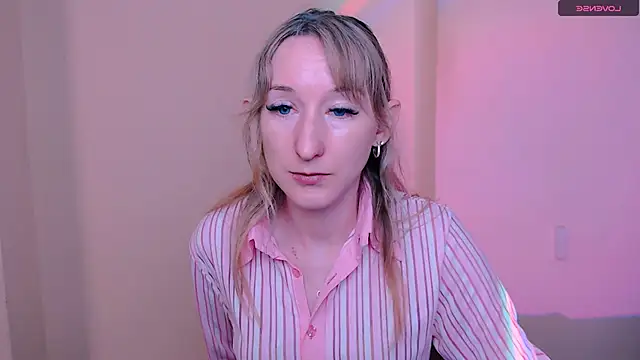 AmandaSell online show from June 12, 2026, 6:56 am