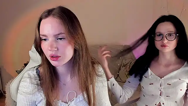 MishkaMe online show from December 5, 2025, 11:30 am