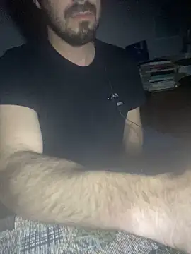 Snapshot of giorgakaci69 chatting on May 24, 2026, 10:15 pm giorgakaci69 online show from May 24, 2026, 10:15 pm