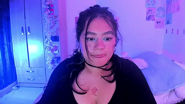 StephaniFox online show from February 20, 2025, 11:32 pm