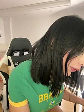 Dj scarlettmorreti online show from September 23, 2025, 5:49 pm