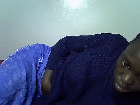 Snapshot of heather_savage chatting on November 9, 2025, 11:08 am heather savage online show from November 9, 2025, 11:08 am