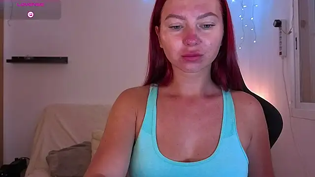 Snapshot of Karinchik_ chatting on September 23, 2025, 6:33 pm Karinchik online show from September 23, 2025, 6:33 pm