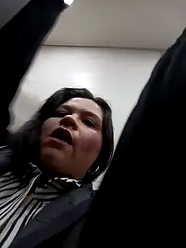 Snapshot of Julieta-tits chatting on December 6, 2024, 10:30 pm Julieta-tits online show from December 6, 2024, 10:30 pm