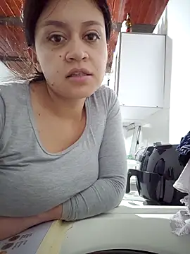 Snapshot of lombarlana-89 chatting on November 8, 2025, 12:22 am lombarlana-89 online show from November 8, 2025, 12:22 am