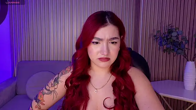 Snapshot of ViolettCastel chatting on January 18, 2026, 11:25 am ViolettCastel online show from January 18, 2026, 11:25 am