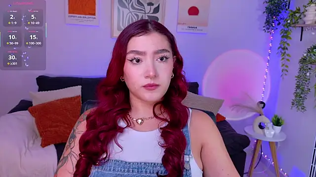 ViolettCastel online show from July 10, 2026, 10:56 pm