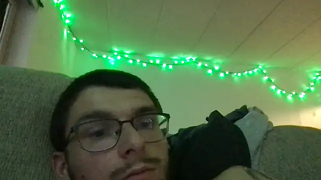 Snapshot of hungkubenski chatting on September 22, 2025, 11:01 am hungkubenski online show from September 22, 2025, 11:01 am