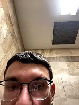 Snapshot of hungkubenski chatting on October 25, 2025, 10:48 pm hungkubenski online show from October 25, 2025, 10:48 pm