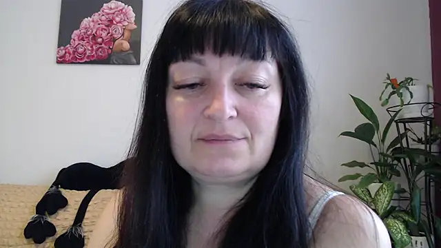 Snapshot of Women-pleasures chatting on October 15, 2025, 6:35 am Women-pleasures online show from October 15, 2025, 6:35 am