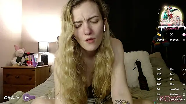 Snapshot of EllieeRose chatting on December 31, 2024, 11:39 pm EllieeRose online show from December 31, 2024, 11:39 pm