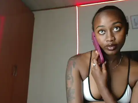 Miss hot candy online show from January 7, 2025, 7:31 am