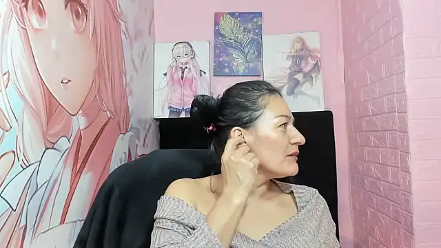 AllysonMilf69 online show from January 13, 2025, 7:53 pm