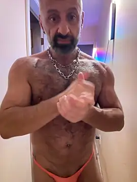 Snapshot of DaddySnowXX chatting on October 3, 2025, 10:01 am DaddySnowXX online show from October 3, 2025, 10:01 am