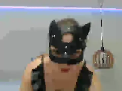 Snapshot of AlyssaNeon chatting on November 14, 2025, 7:01 pm AlyssaNeon online show from November 14, 2025, 7:01 pm