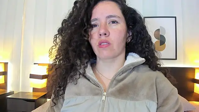Valeria  soler online show from January 12, 2025, 12:12 pm