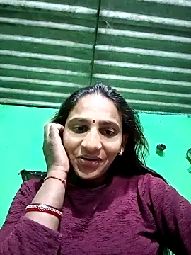 Baby  Shreya online show from December 16, 2025, 9:42 pm