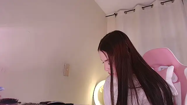 Snapshot of shanakendal2 chatting on October 16, 2025, 2:07 pm shanakendal2 online show from October 16, 2025, 2:07 pm