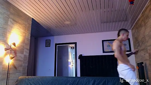 Snapshot of AsmodeoCox chatting on October 17, 2025, 2:15 am AsmodeoCox online show from October 17, 2025, 2:15 am